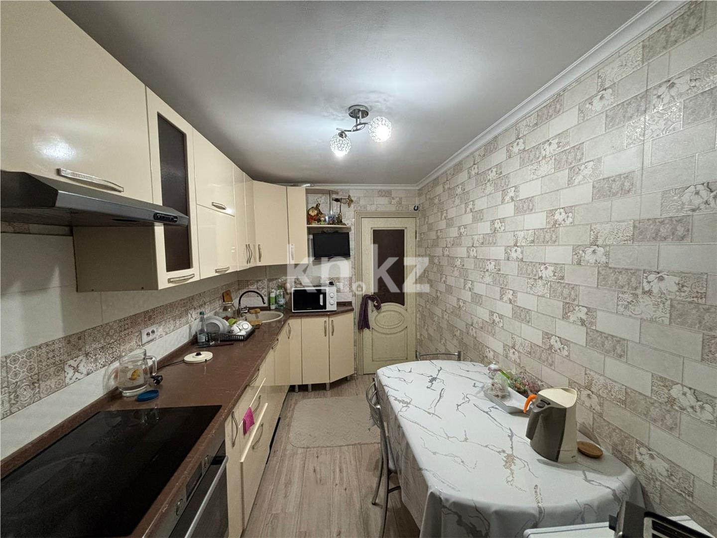 Продажа 3-комнатной квартиры, 62 м², ул. Сатыбалдина, дом  7 - Продажа  трехкомнатных квартир в Караганде с фото фото 8 из 12