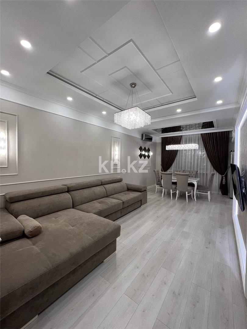 Продажа 4-комнатной квартиры, 124 м², ул. Аманжолова, дом  96/1 - Продажа  четырехкомнатных квартир в Караганде фото 6 из 23