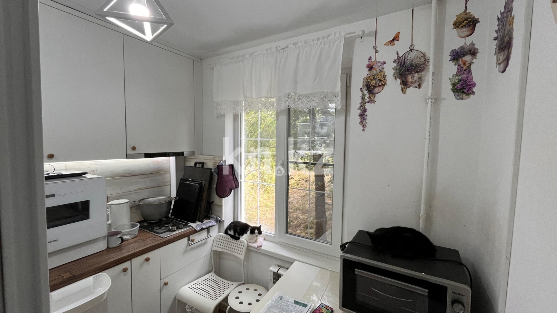 Продажа 2-комнатной квартиры, 46 м², мкр-н 9 - Продажа квартир в Алматы фото 1 из 7
