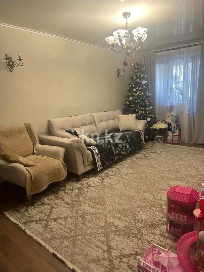 Продажа 3-комнатной квартиры, 57 м², мкр-н Казахфильм, дом  10 - Продажа  трехкомнатных квартир в Алматы фото 1 из 4