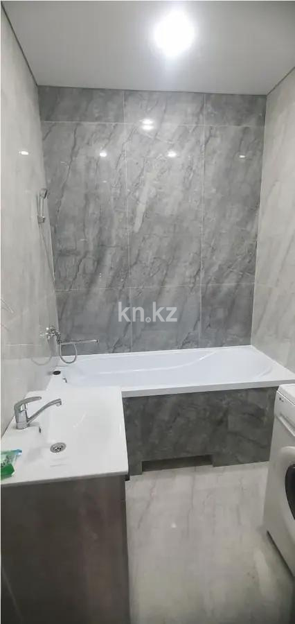 Продажа 2-комнатной квартиры, 64 м², ул. Кумисбекова, дом  8 в Астане - фото 3