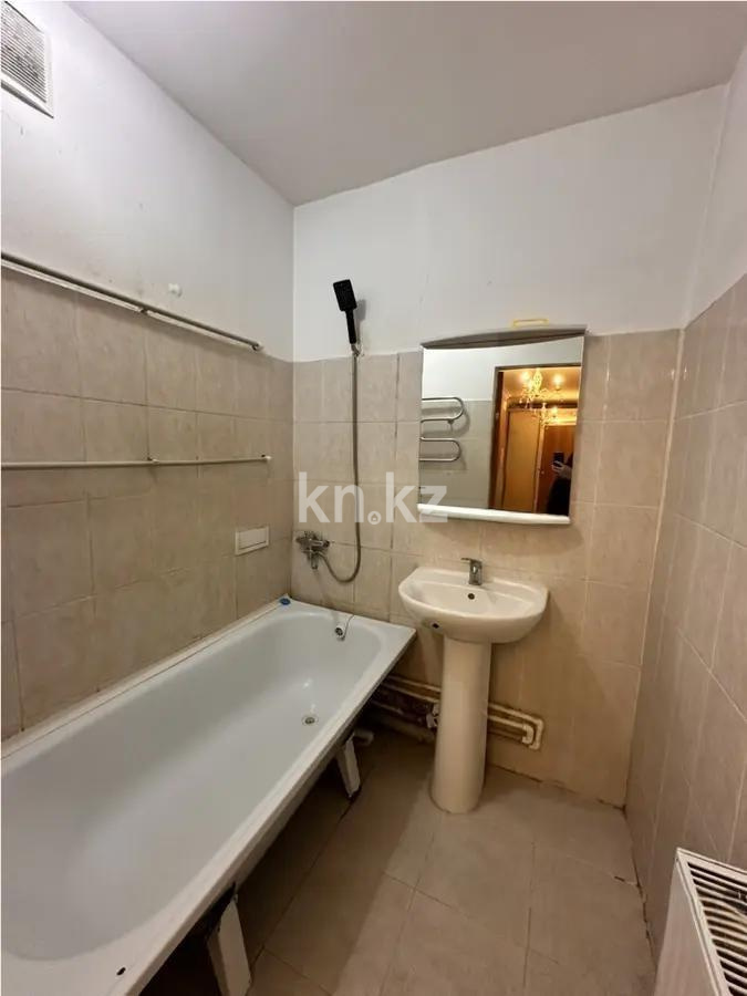 Продажа 3-комнатной квартиры, 69 м², пр. Кошкарбаева, дом  39 в Астане - фото 4