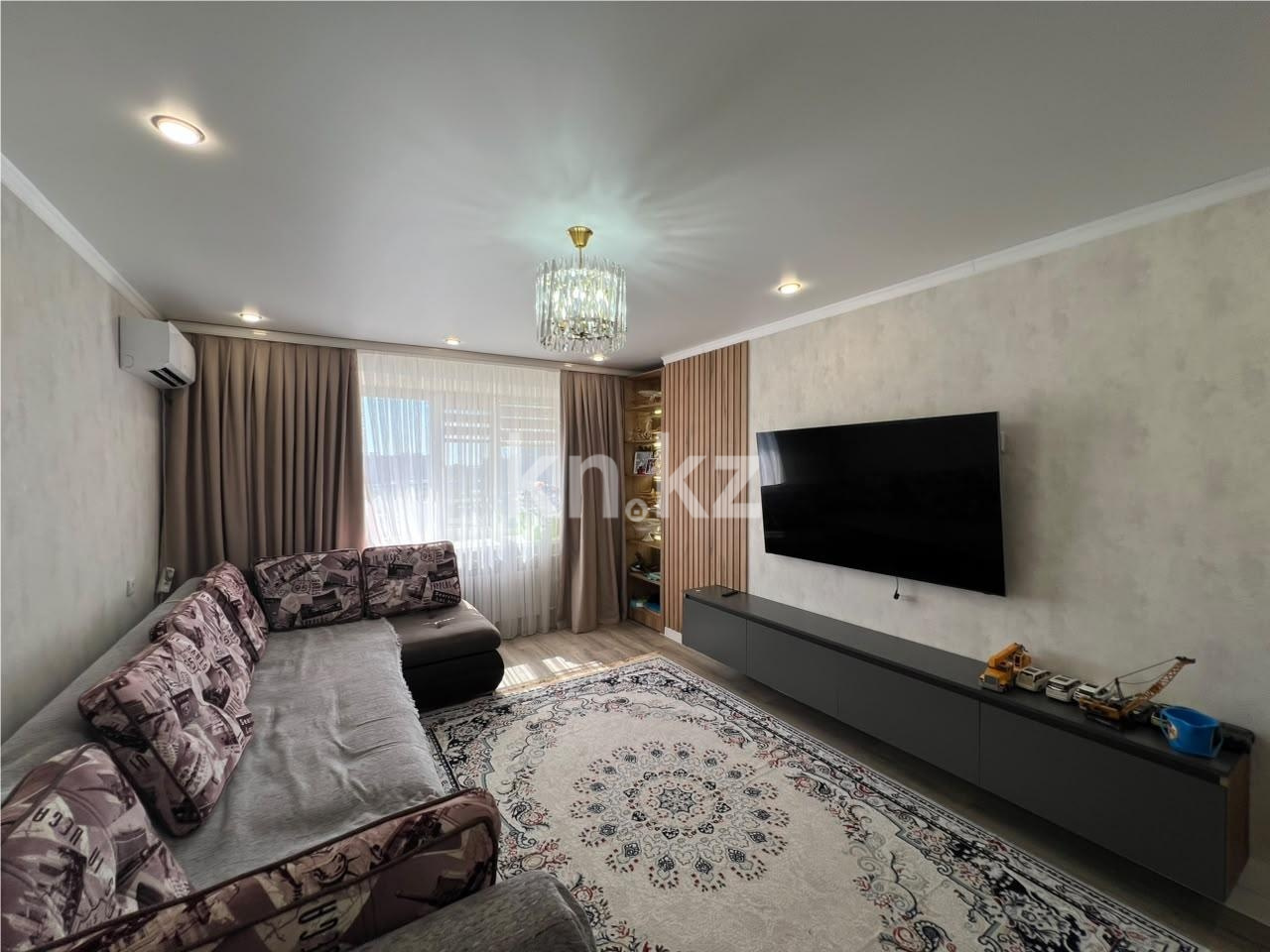 Продажа 4-комнатной квартиры, 90 м² в Караганде
