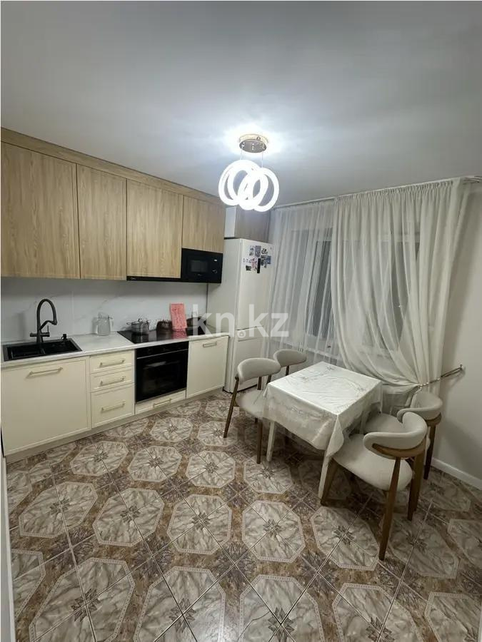 Продажа 3-комнатной квартиры, 73 м², ул. Куйши Дина, дом  46/1 в Астане - фото 4