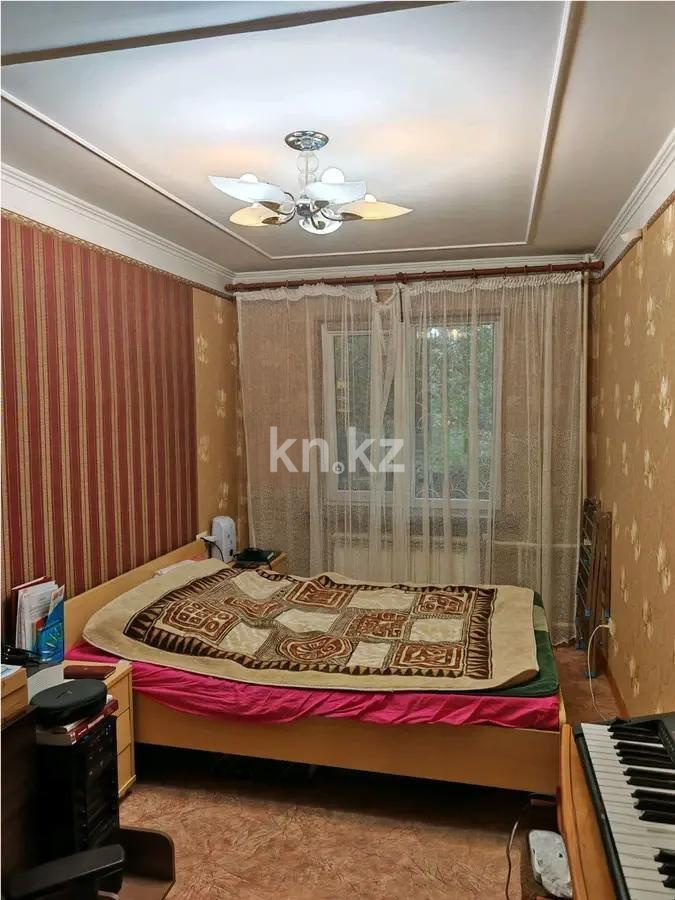 Продажа 3-комнатной квартиры, 54 м², мкр-н 6, дом  12 в Алматы - фото 2