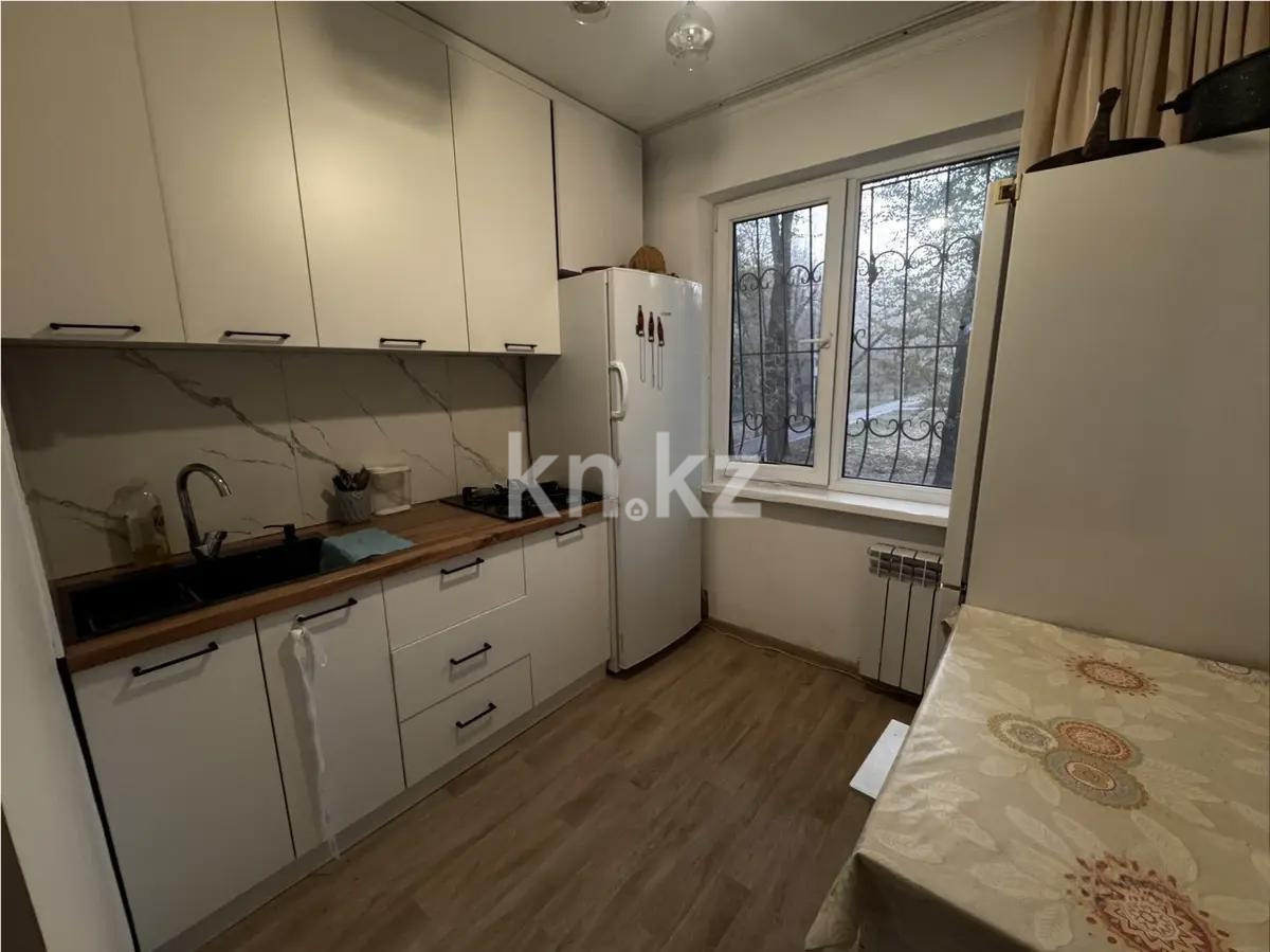 Продажа 1-комнатной квартиры, 33 м², мкр-н 8, дом  15 в Алматы - фото 2