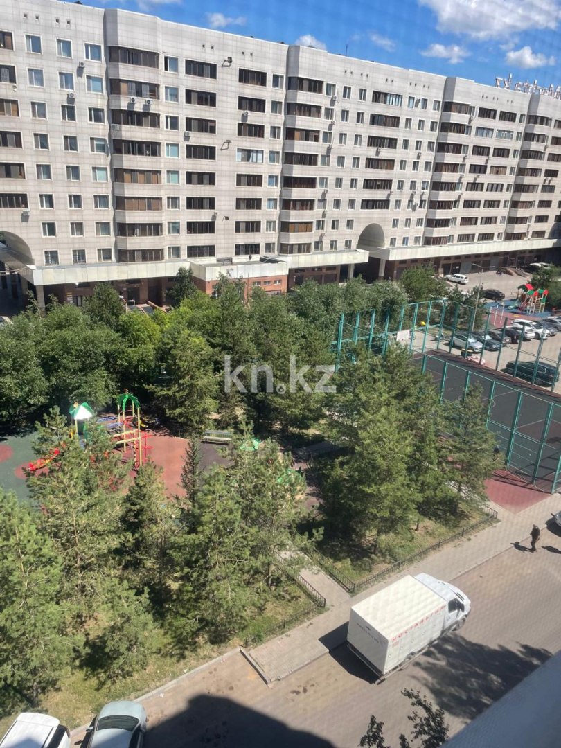 Продажа 3-комнатной квартиры, 75.9 м², ул. Сауран, дом  4 - ул. Достык в Астане - фото 10