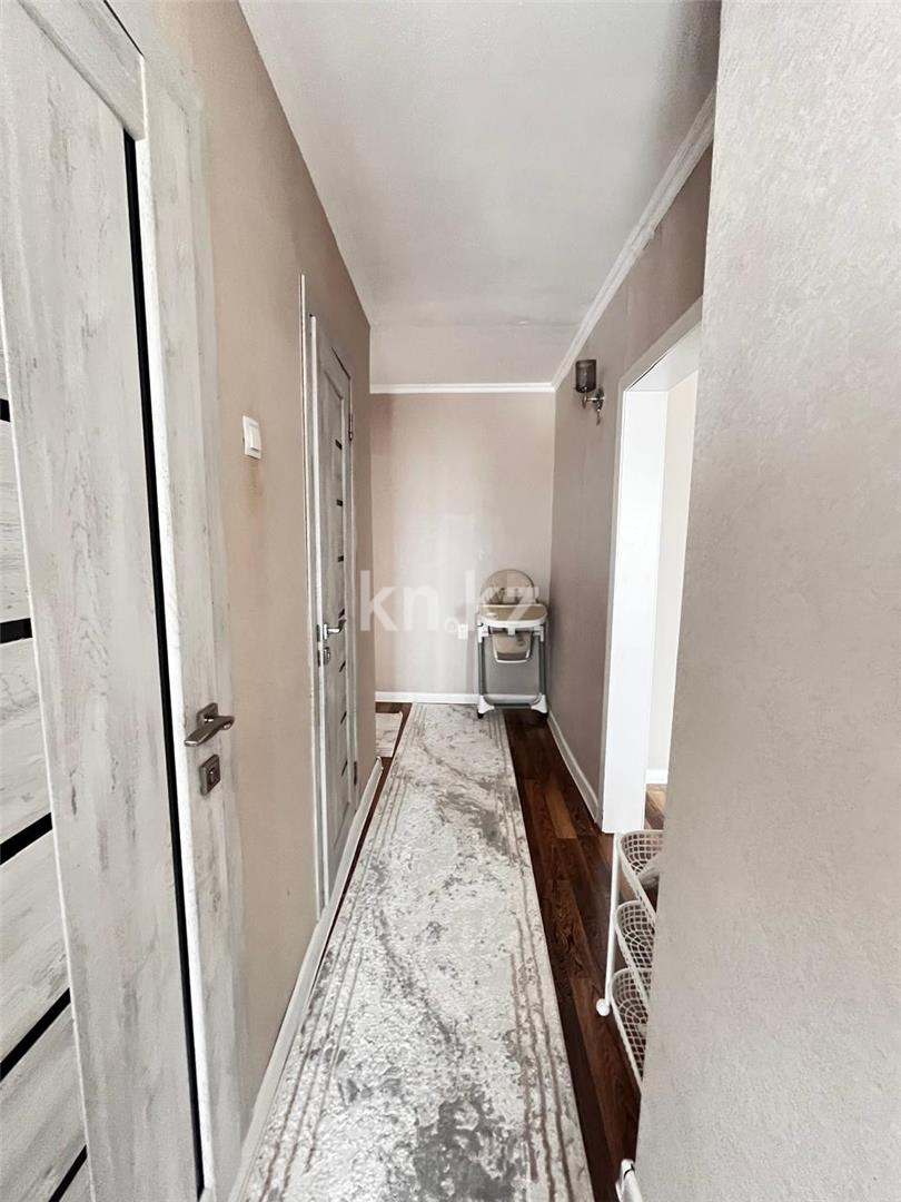 Продажа 4-комнатной квартиры, 78 м², ул. Рыскулова, дом  27 - Продажа  четырехкомнатных квартир в Караганде фото 16 из 18