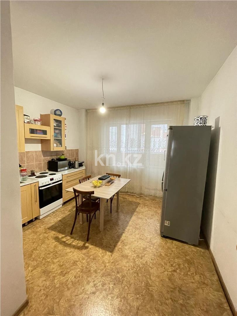 Продажа 3-комнатной квартиры, 87 м², пр. Шахтеров в Караганде - фото 7