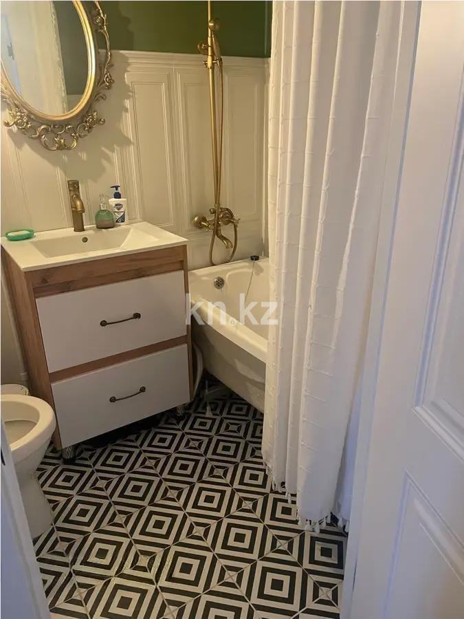 Продажа 2-комнатной квартиры, 45 м², ул. Муканова, дом  8 - Продажа  двухкомнатных квартир в Караганде фото 3 из 4