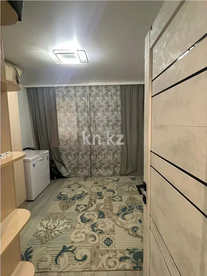 Продажа 3-комнатной квартиры, 63 м², ул. Бадина, дом  213 - Продажа  трехкомнатных квартир в Караганде без посредников фото 2 из 6