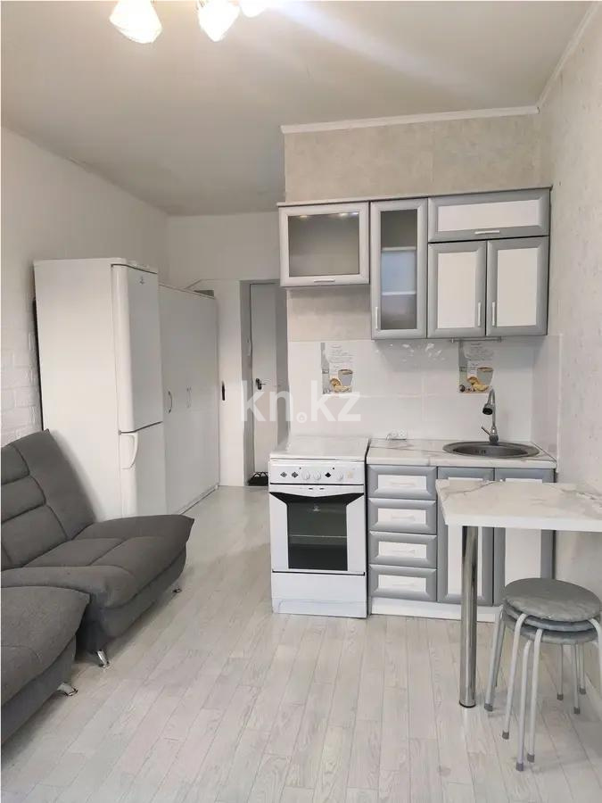 Продажа 1-комнатной квартиры, 37 м², ул. Нажимеденова, дом  17 в Астане - фото 2