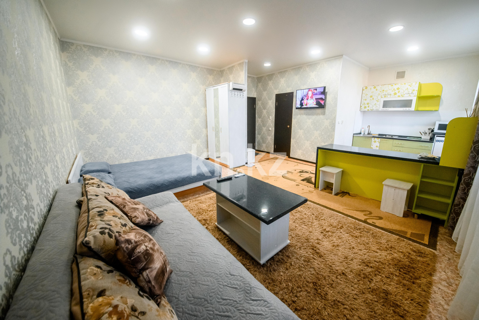 Аренда 1-комнатной квартиры посуточно, 43 м², пр. Республики, дом  93/1 - Аренда жилой и коммерческой недвижимости в Темиртау фото 12 из 22