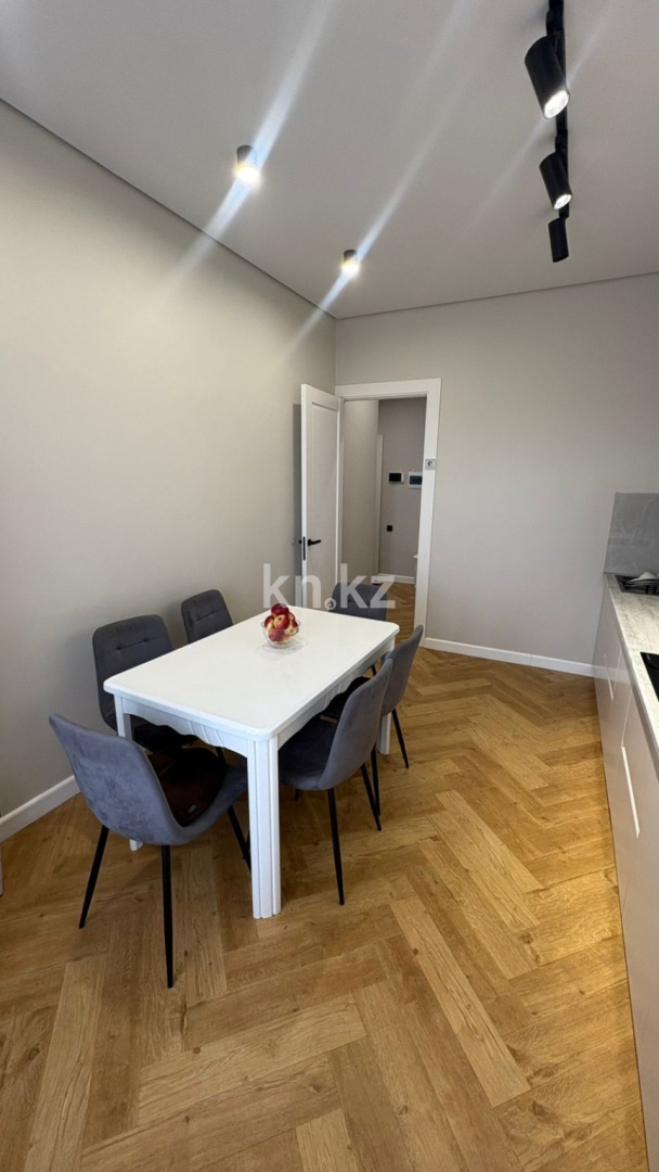 Продажа 2-комнатной квартиры, 71 м², ул. Муканова, дом  53/8 - Продажа  двухкомнатных квартир в Караганде фото 5 из 11