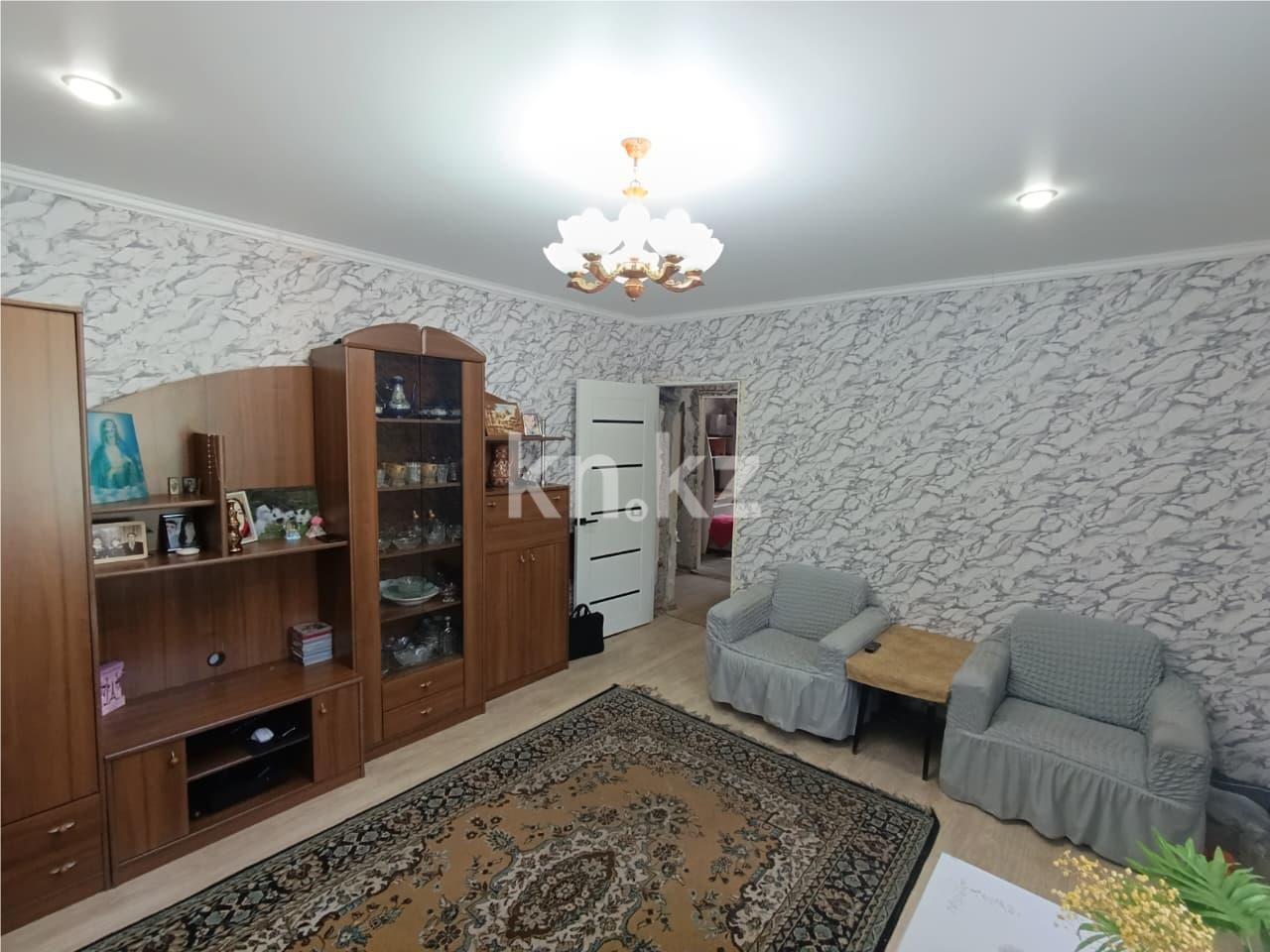 Продажа 3-комнатной квартиры, 58 м², ул. Лихачева, дом  8 - Продажа квартир в Караганде фото 2 из 4