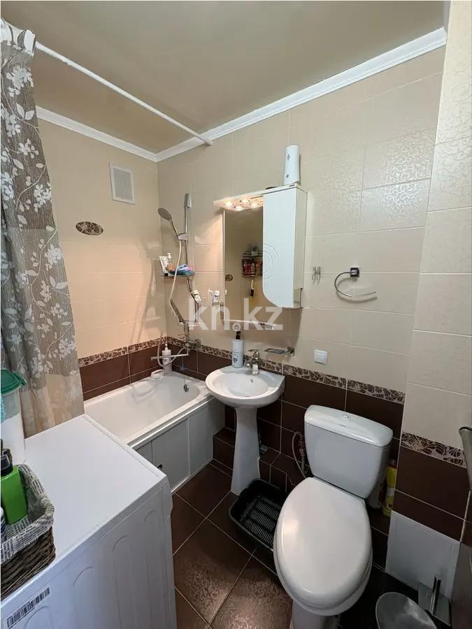 Продажа 3-комнатной квартиры, 64 м², мкр-н Казахфильм, дом  14 в Алматы - фото 4