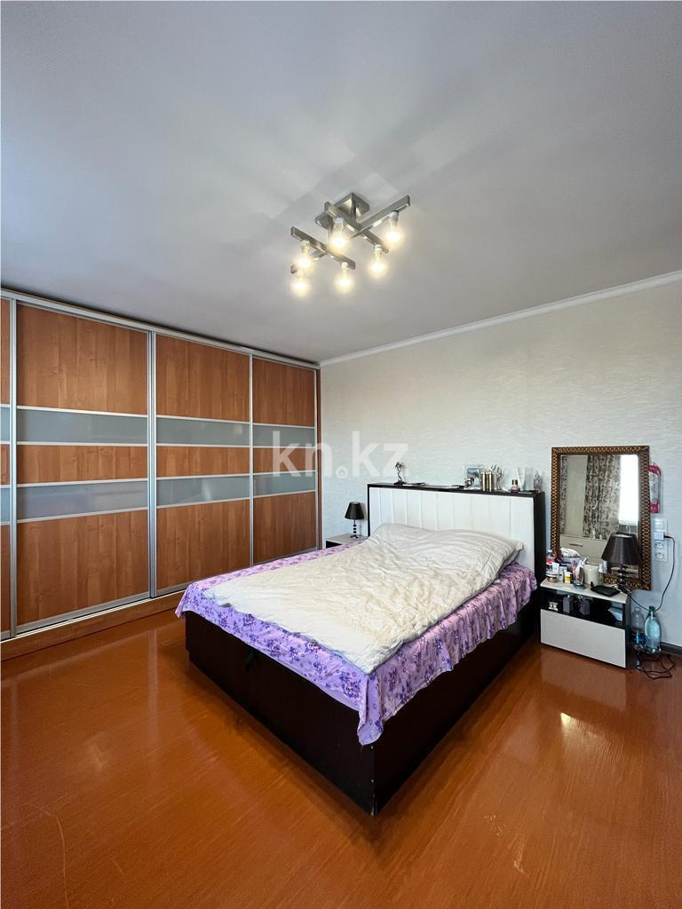 Продажа 5-комнатного дома, 210 м², ул. Мынбаева, дом  106 - Продажа квартир в Караганде фото 7 из 25