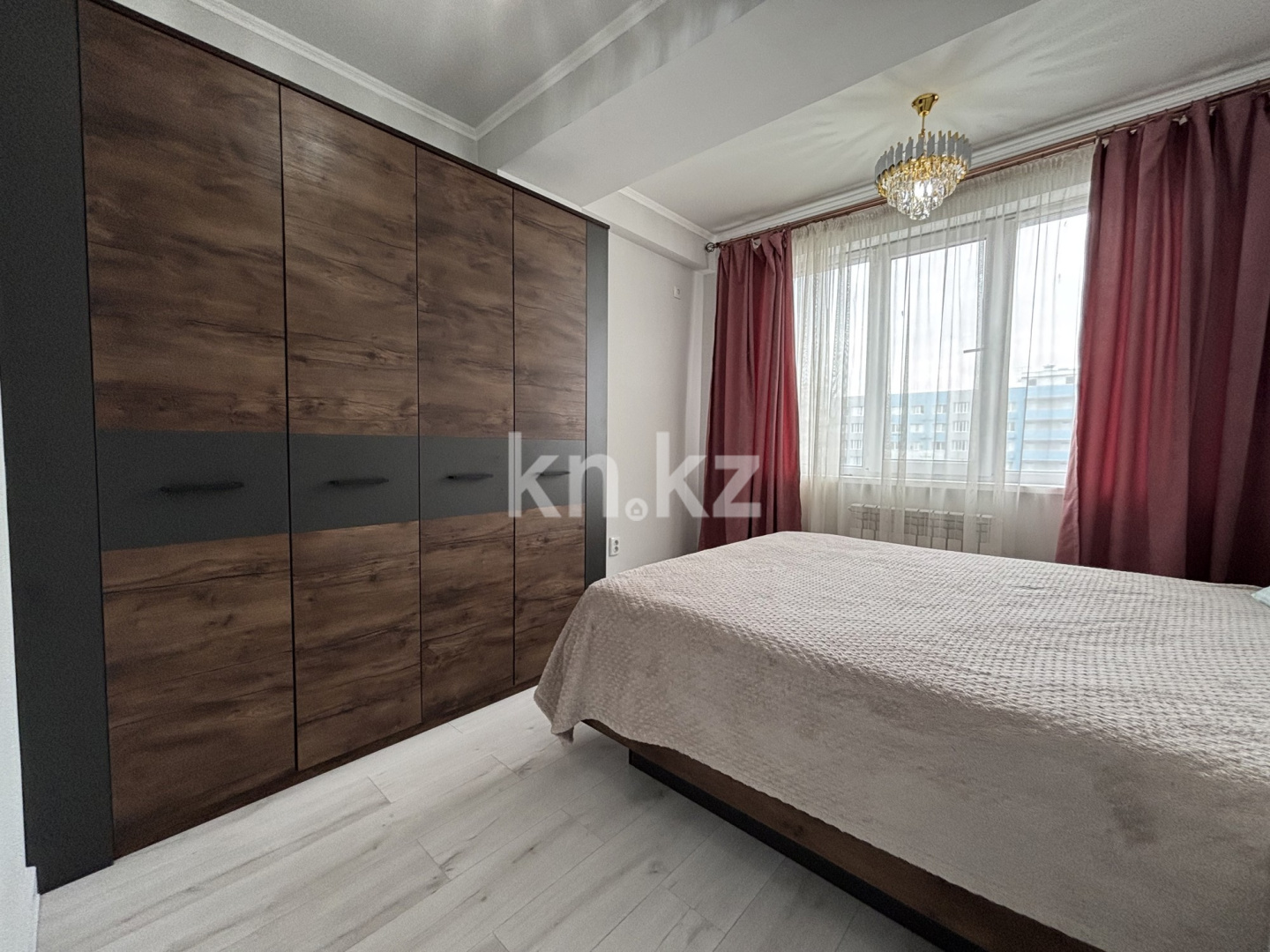 Продажа 2-комнатной квартиры, 40 м², ул. Есенова - Продажа  двухкомнатных, трехкомнатных квартир в Алматы фото 1 из 11