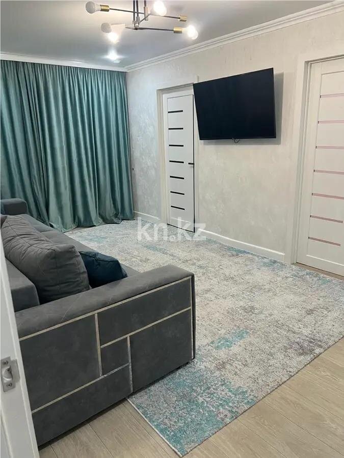 Продажа 4-комнатной квартиры, 62 м² в Караганде