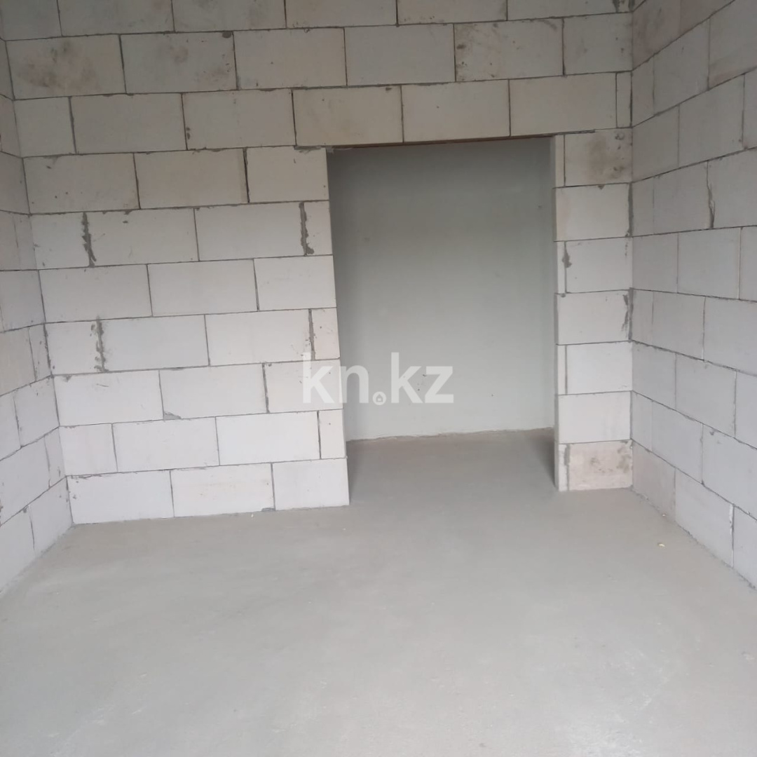 Продажа 2-комнатной квартиры, 61 м², ул. Дюсембекова, дом  34/2 - Продажа квартир в Караганде фото 3 из 12