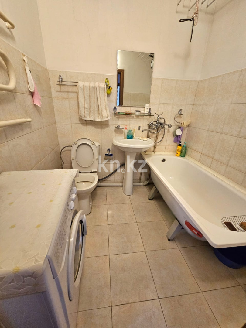 Продажа 1-комнатной квартиры, 41 м², мкр-н Жулдыз-1 в Алматы - фото 17