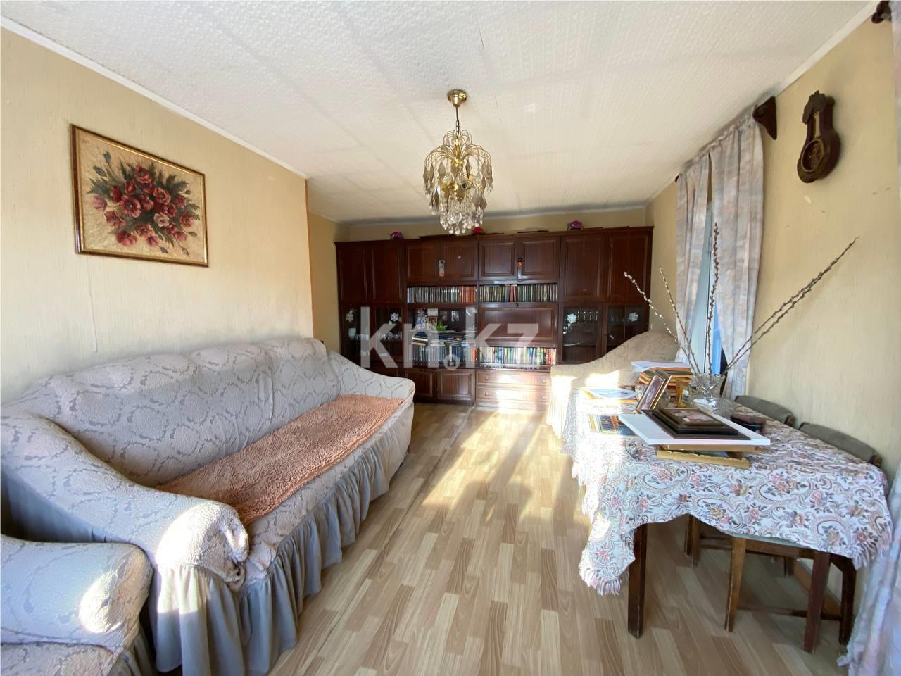 Продажа 4-комнатной квартиры, 62 м² - Продажа  четырехкомнатных квартир в Караганде фото 3 из 10