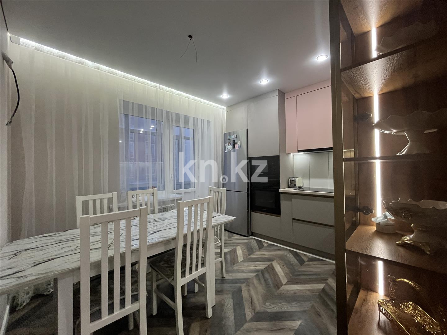 Продажа 4-комнатной квартиры, 110 м², ул. Букетова, дом  60/2 - Продажа квартир в Казахстане фото 21 из 39