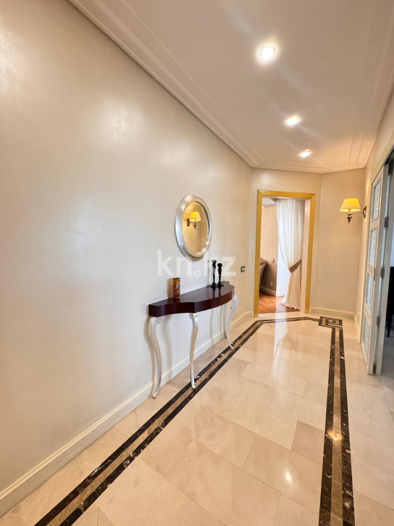 Продажа 5-комнатной квартиры, 206.5 м² - Продажа недвижимости в Астане - страница 3 фото 8 из 28