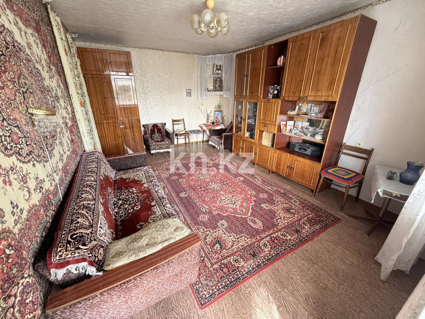 Продажа 2-комнатной квартиры, 50 м², мкр-н Восток-3, дом  13 - Продажа квартир в Караганде фото 2 из 20