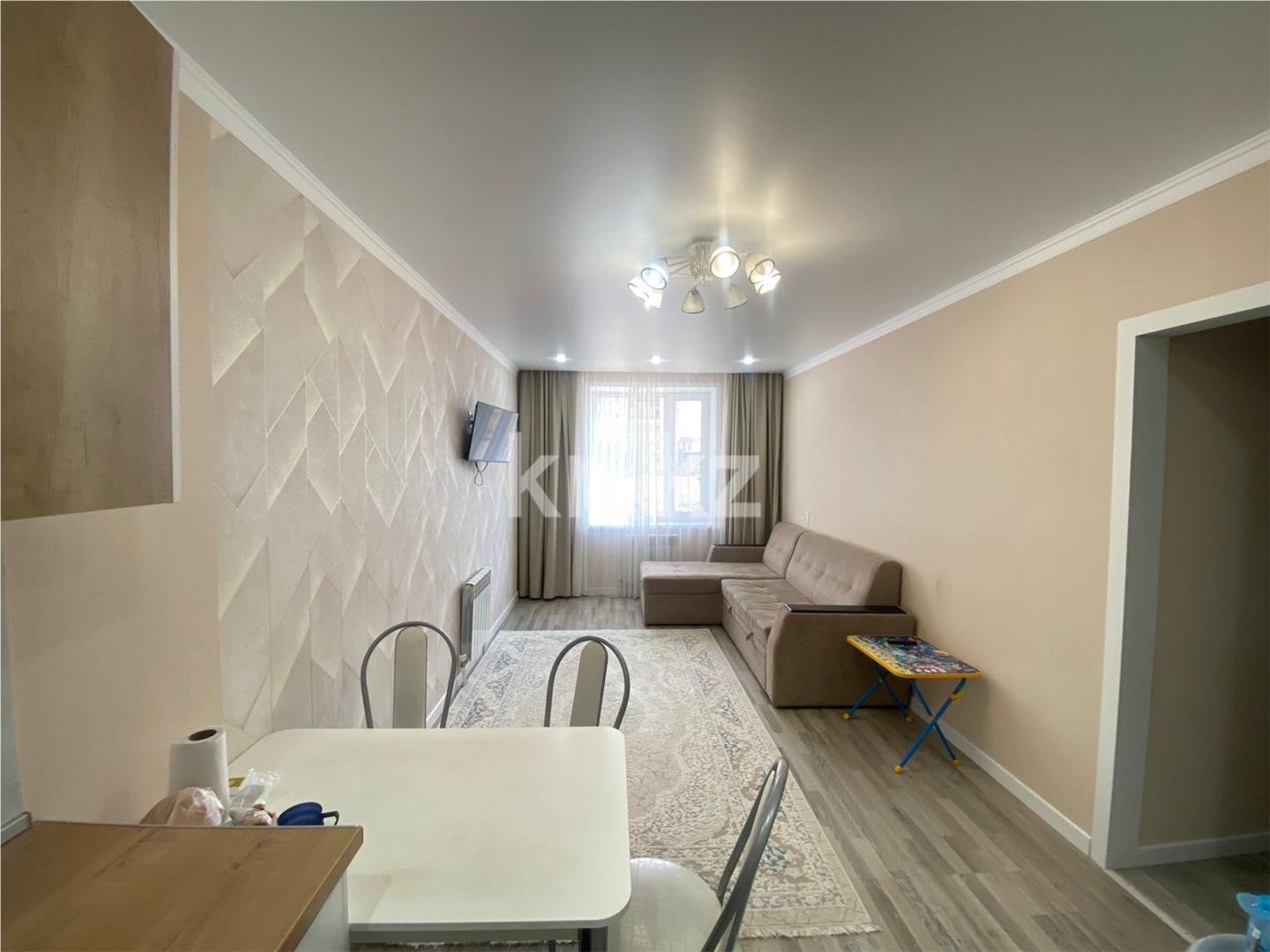 Продажа 3-комнатной квартиры, 61 м² - Недвижимость в Караганде фото 2 из 11
