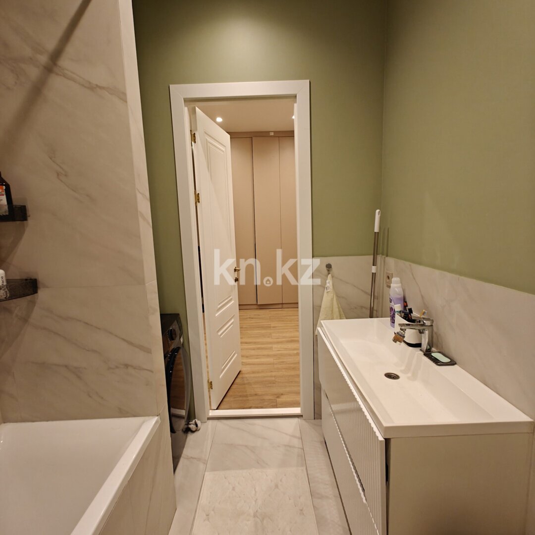 Продажа 2-комнатной квартиры, 62.3 м² в Алматы - фото 9