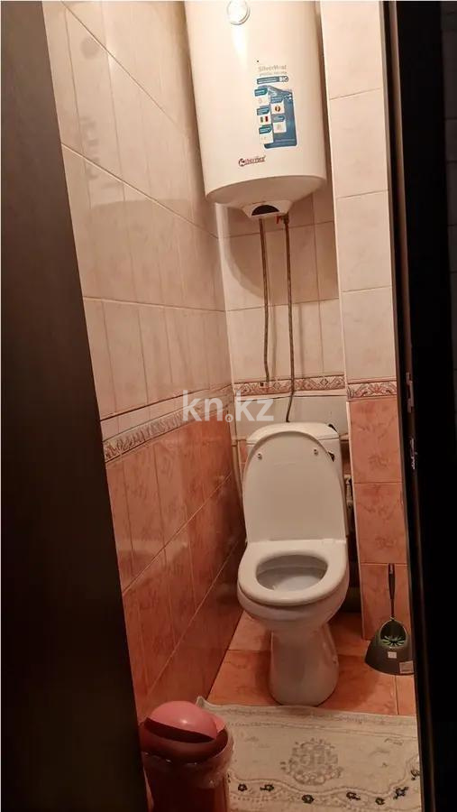 Продажа 2-комнатной квартиры, 44 м², мкр-н Восток-2, дом  14 в Караганде - фото 4