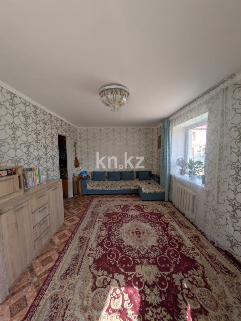Продажа 2-комнатной квартиры, 46.2 м² - Продажа квартир в кирпичном доме в Уральске фото 3 из 19