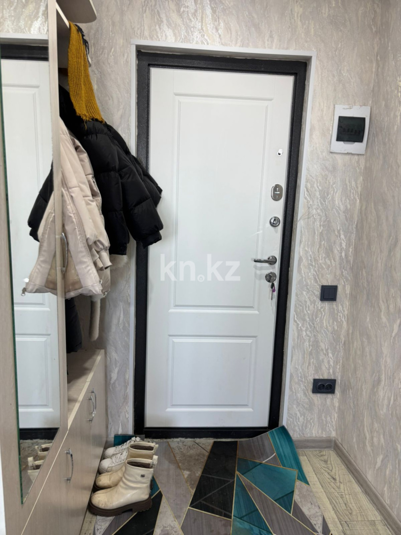 Продажа 1-комнатной квартиры, 36.5 м² - Продажа квартир от собственников в Караганде - страница 2 фото 2 из 4