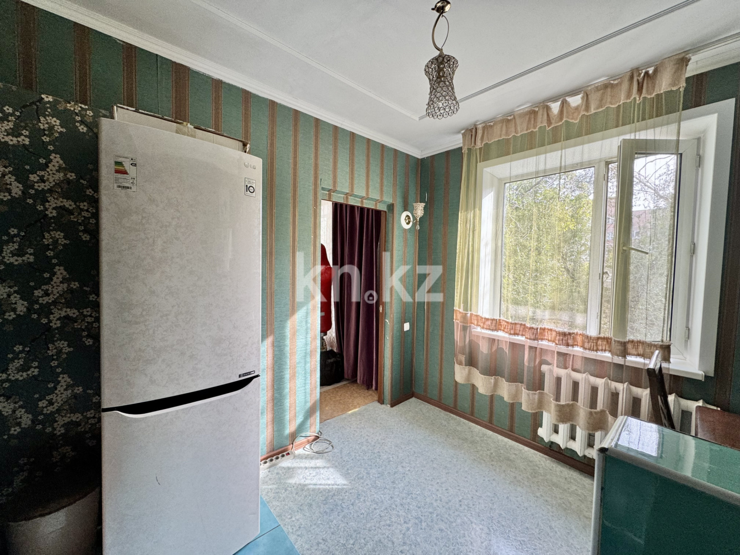 Продажа 2-комнатной квартиры, 54 м², мкр-н Степной-4, дом  12 - Продажа  двухкомнатных квартир в Караганде фото 10 из 14