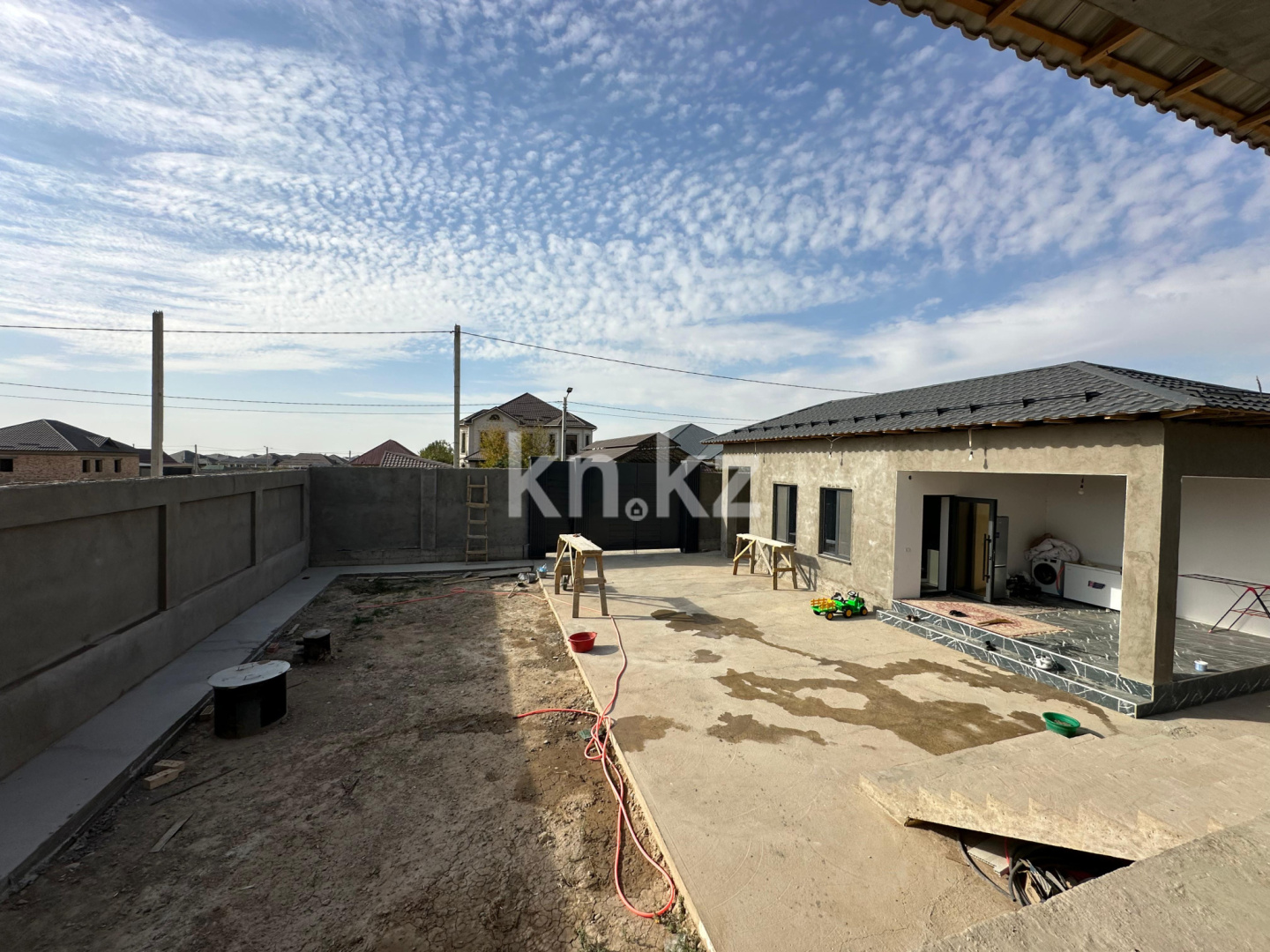 Продажа 8-комнатного дома, 400 м², микрорайон "Ынтымак-2", дом  1111 - Продажа квартир в Шымкенте фото 5 из 40