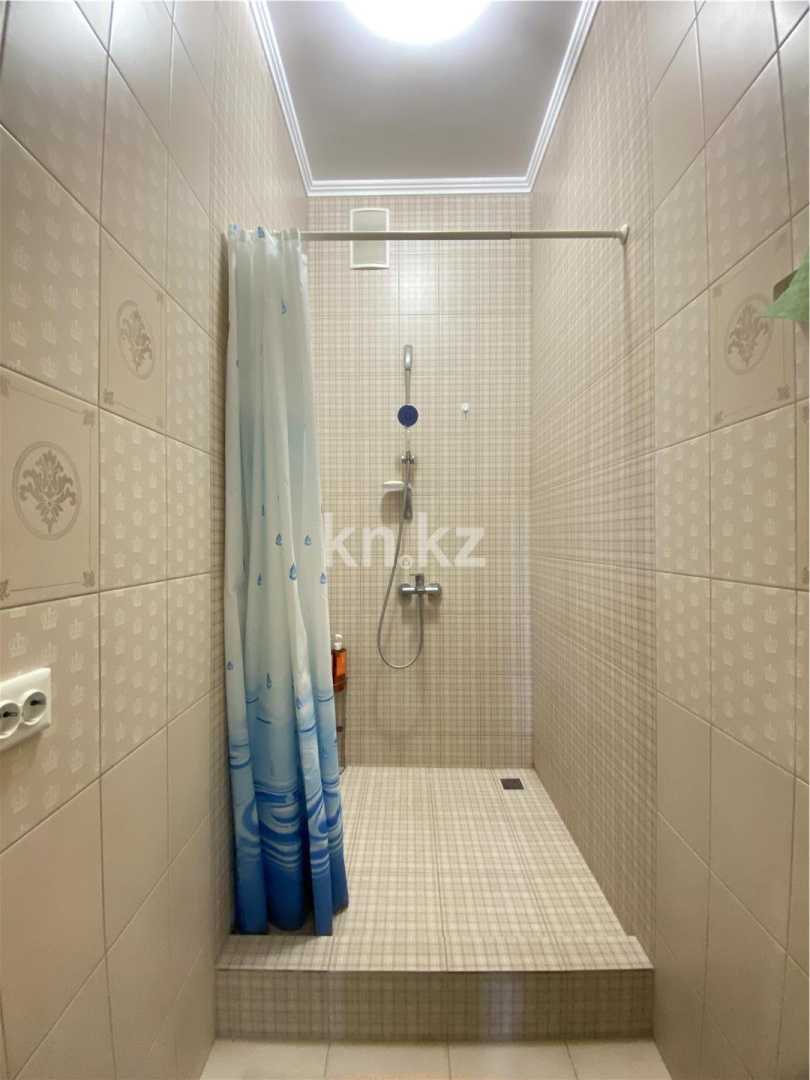 Продажа 2-комнатной квартиры, 63 м², ул. Храпатого в Астане - фото 12