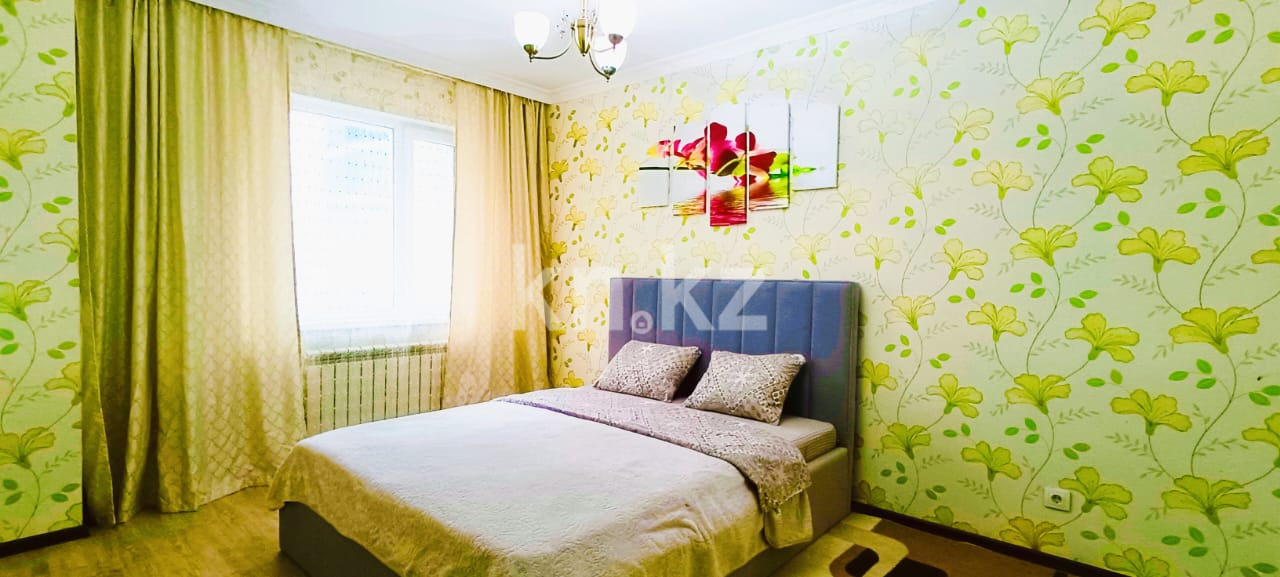 Аренда 2-комнатной квартиры посуточно, 60 м², ул. Сарайшык, дом  5е - пр. Кабанбай батыра - Аренда жилой и коммерческой недвижимости в Казахстане фото 1 из 17