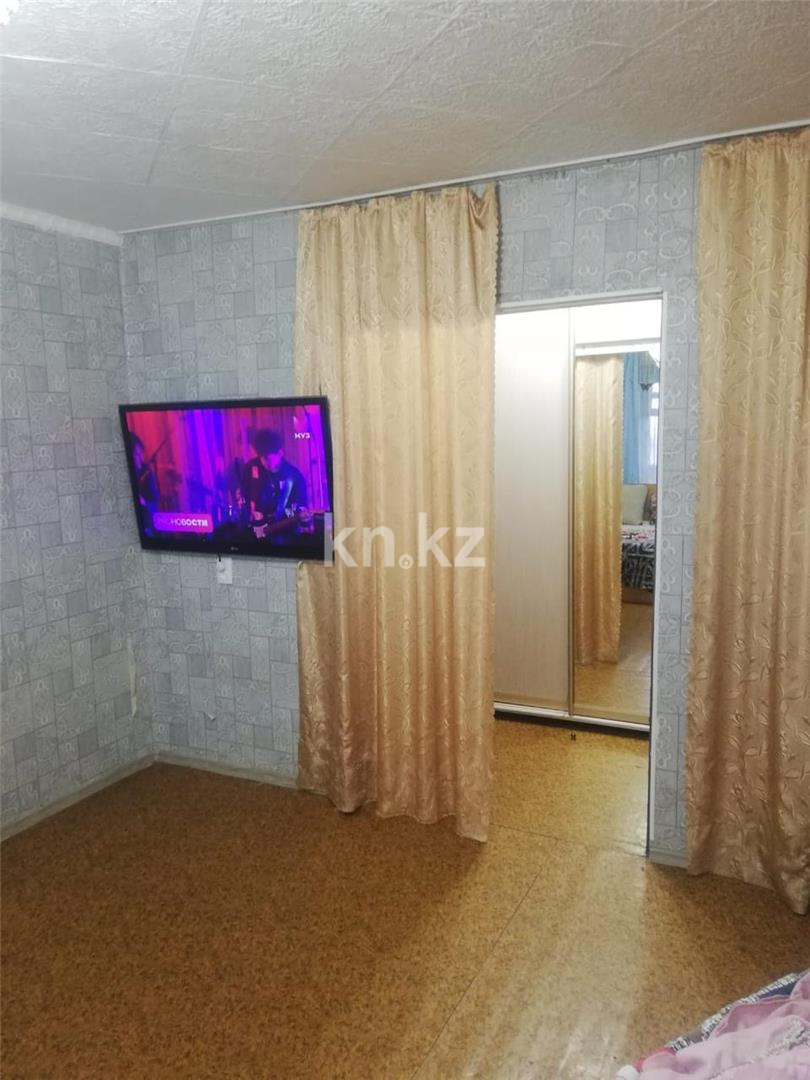 Продажа 2-комнатной квартиры, 47 м², мкр-н 6 в Караганде - фото 3