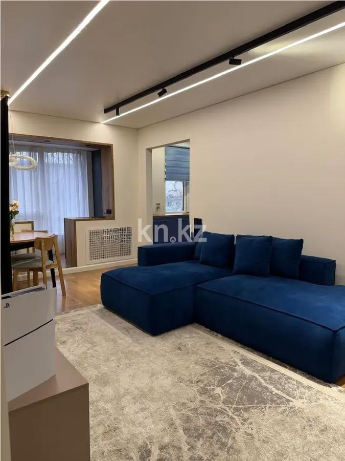 Продажа 3-комнатной квартиры, 60 м², 1 мкр., дом  34 - Продажа квартир в Казахстане фото 1 из 4
