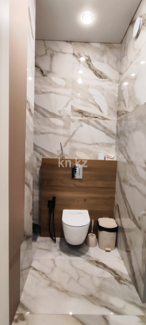 Продажа 4-комнатной квартиры, 120 м², ул. Дюсембекова - Продажа  четырехкомнатных квартир в Караганде фото 6 из 14