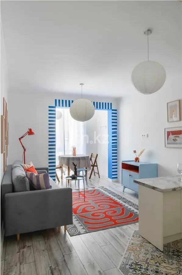 Продажа 2-комнатной квартиры, 63 м², ул. Толе би, дом  181 в Алматы - фото 2