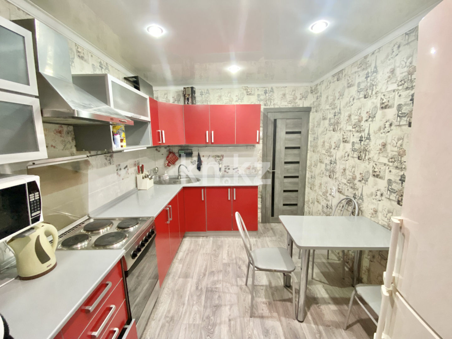 Продажа 3-комнатной квартиры, 64 м², ул. Гапеева - Продажа  трехкомнатных квартир в Караганде фото 13 из 18