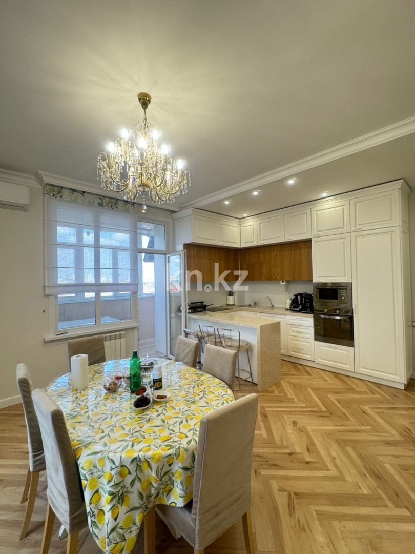 Продажа 4-комнатной квартиры, 175 м², ул. Жусан - Продажа квартир в Казахстане фото 19 из 28