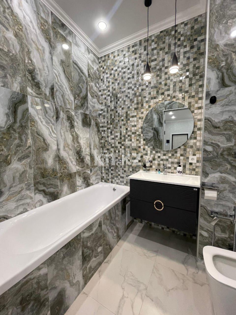 Аренда 3-комнатной квартиры посуточно, 86 м², пр. Кабанбай батыра, дом  64 - ул. Рыскулова - Аренда квартир посуточно в Астане с фото фото 4 из 5