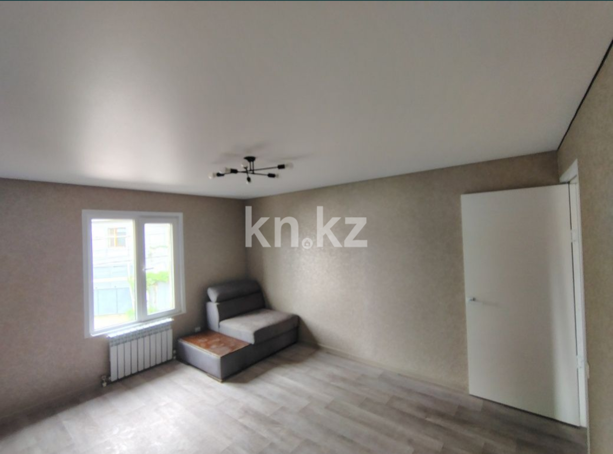 Продажа 8-комнатного дома, 230 м² - Продажа домов, коттеджей в Алматы - страница 2 фото 2 из 4