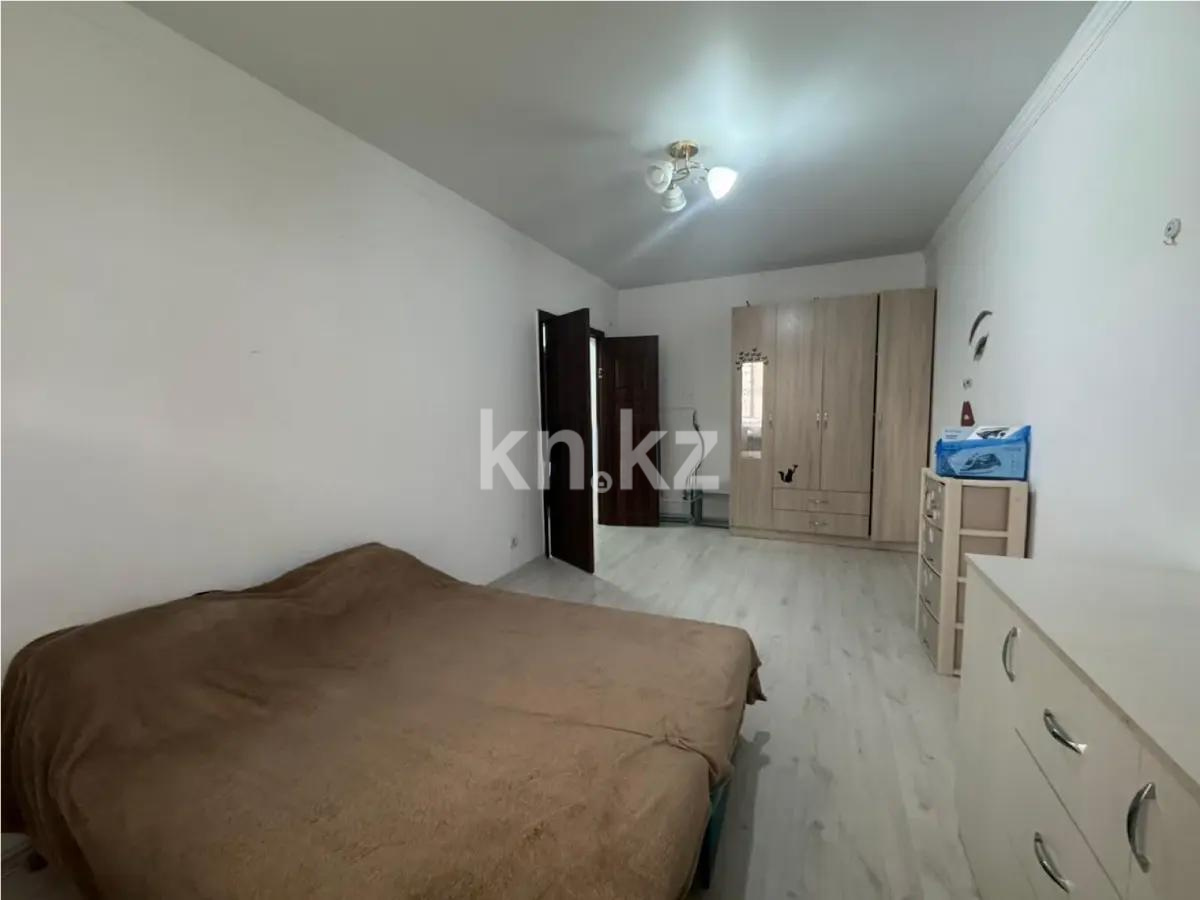 Продажа 1-комнатной квартиры, 37 м², ул. Нажимеденова, дом  37 в Астане