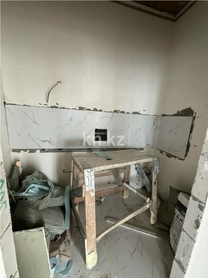 Продажа 3-комнатной квартиры, 100 м², ул. Нажимеденова, дом  38 стр в Астане - фото 2