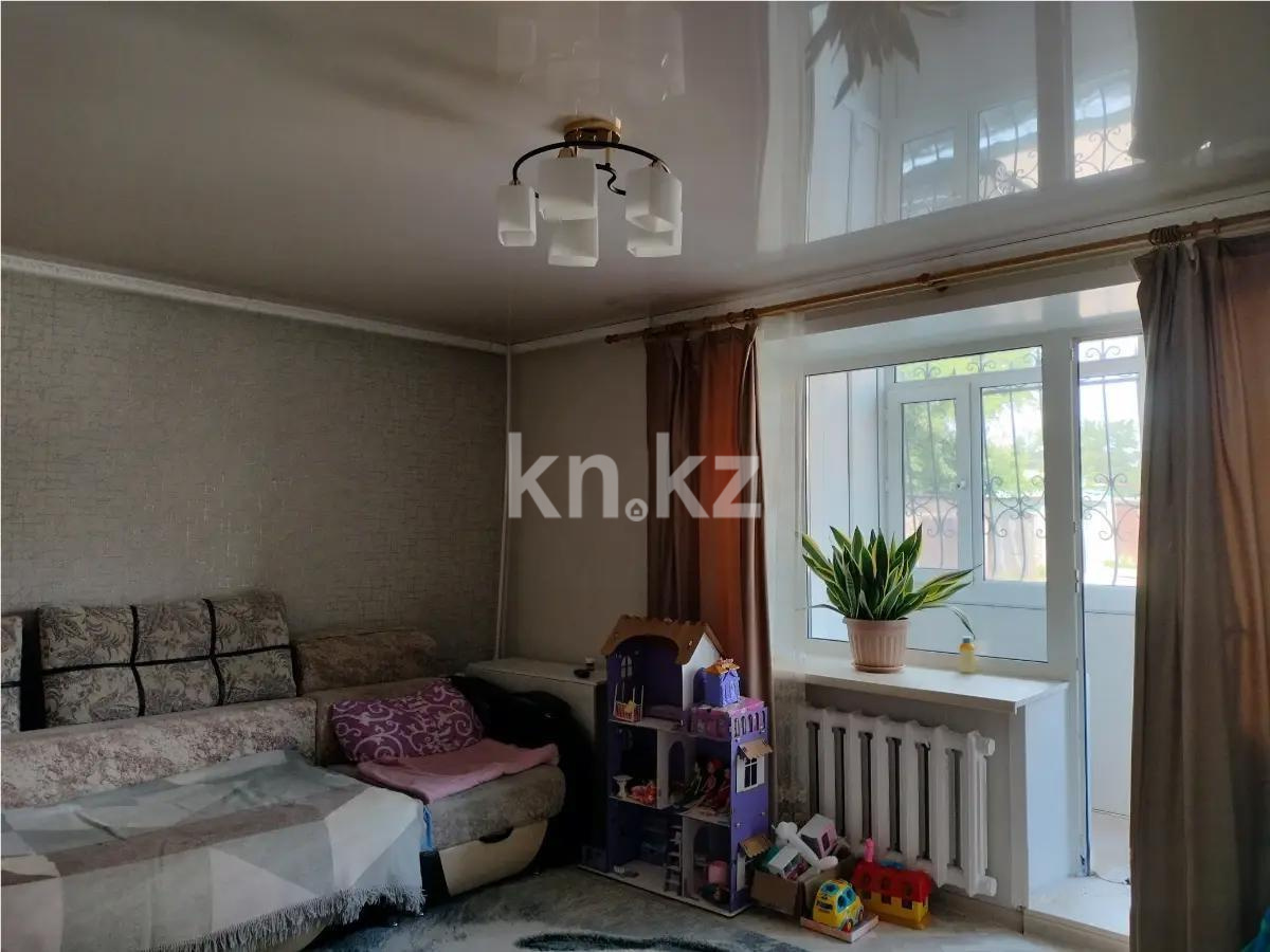 Продажа 3-комнатной квартиры, 58 м², ул. Космонавтов, дом  143 - Продажа  трехкомнатных квартир в Караганде без посредников фото 1 из 5