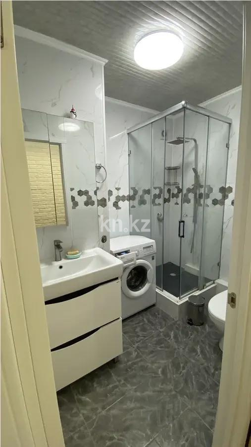 Продажа 2-комнатной квартиры, 45 м², мкр-н 7, дом  19 в Алматы - фото 3